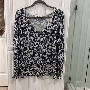 LOFT Navy and White Floral Long Sleeve lightweight sweater.